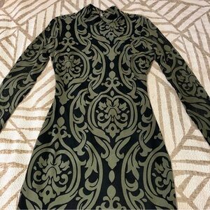 Elegant Backless Green and Black Dress